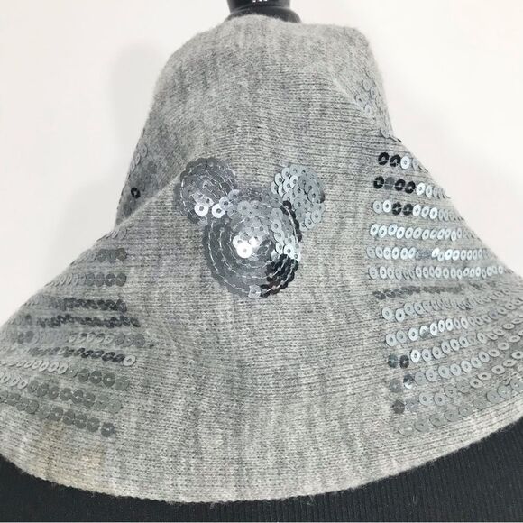Disney Parks Authentic Gray Knit Silver Sequin Long Neck Scarf - Picture 4 of 11